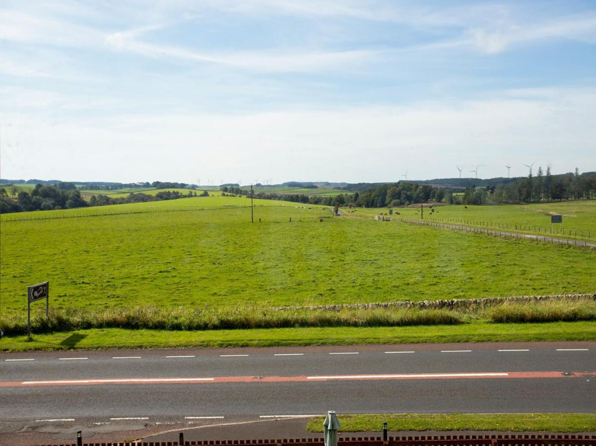 Oyo Knowesgate Inn, Northumberland National Park Kirkwhelpington المظهر الخارجي الصورة